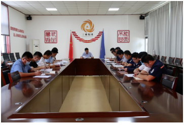 集團(tuán)要以本次會(huì)議為契機(jī)，從嚴(yán)從實(shí)從細(xì)抓好信訪穩(wěn)定各項(xiàng)工作，持續(xù)深入排查存在苗頭性、傾向性的不穩(wěn)定因素，為集團(tuán)高質(zhì)量可持續(xù)發(fā)展保駕護(hù)航，以優(yōu)異的成績(jī)迎接黨的二十大勝利召開(kāi)。