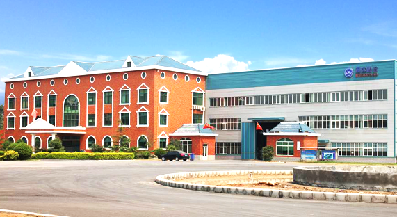 河南省工信廳宣布了2023年河南省制造業(yè)頭雁企業(yè)和重點培育企業(yè)的名單。在這份備受矚目的名單中，河南通達電纜股份有限公司脫穎而出，榮獲2023年河南省制造業(yè)頭雁企業(yè)的殊榮。